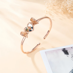 Personalized Heart Shape Zircon Angel Wing Photo Locket Bracelet Anniversary Birthday Memorial Gift for Wife Mother Grandma