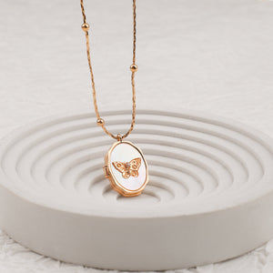 Personalized Butterfly Shell Photo Locket Necklace,Memorial Jewelry