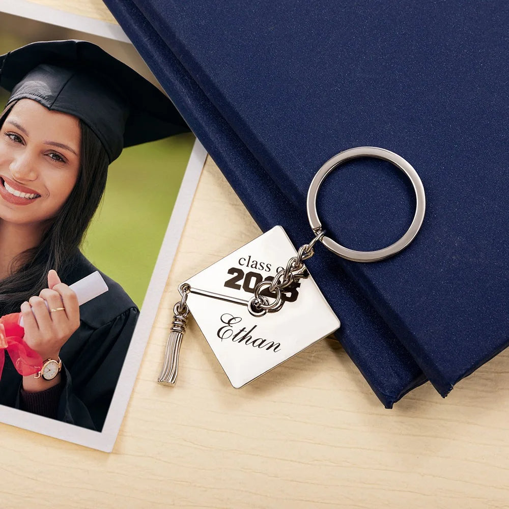 Class of 2025 Personalized Name Bachelor Cap Keychain, Bag Accessory