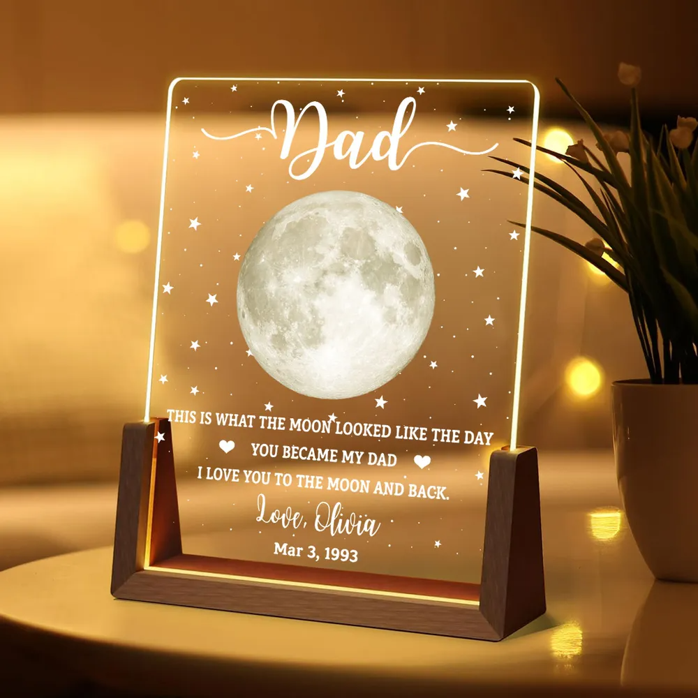 Personalized "This Is What The Moon Looked Like" Plaque – Walnut Base | Sentimental Gift