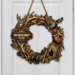 "Our Family Hunting" – Personalized Wood Sign Wreath | Gift For Hunters & Outdoorsmen