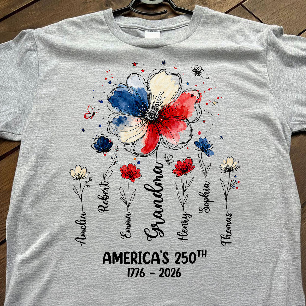 Personalized "Proud Mom & Grandma" Shirt – American 250th Anniversary Flowers | Gift For Mom & Grandma