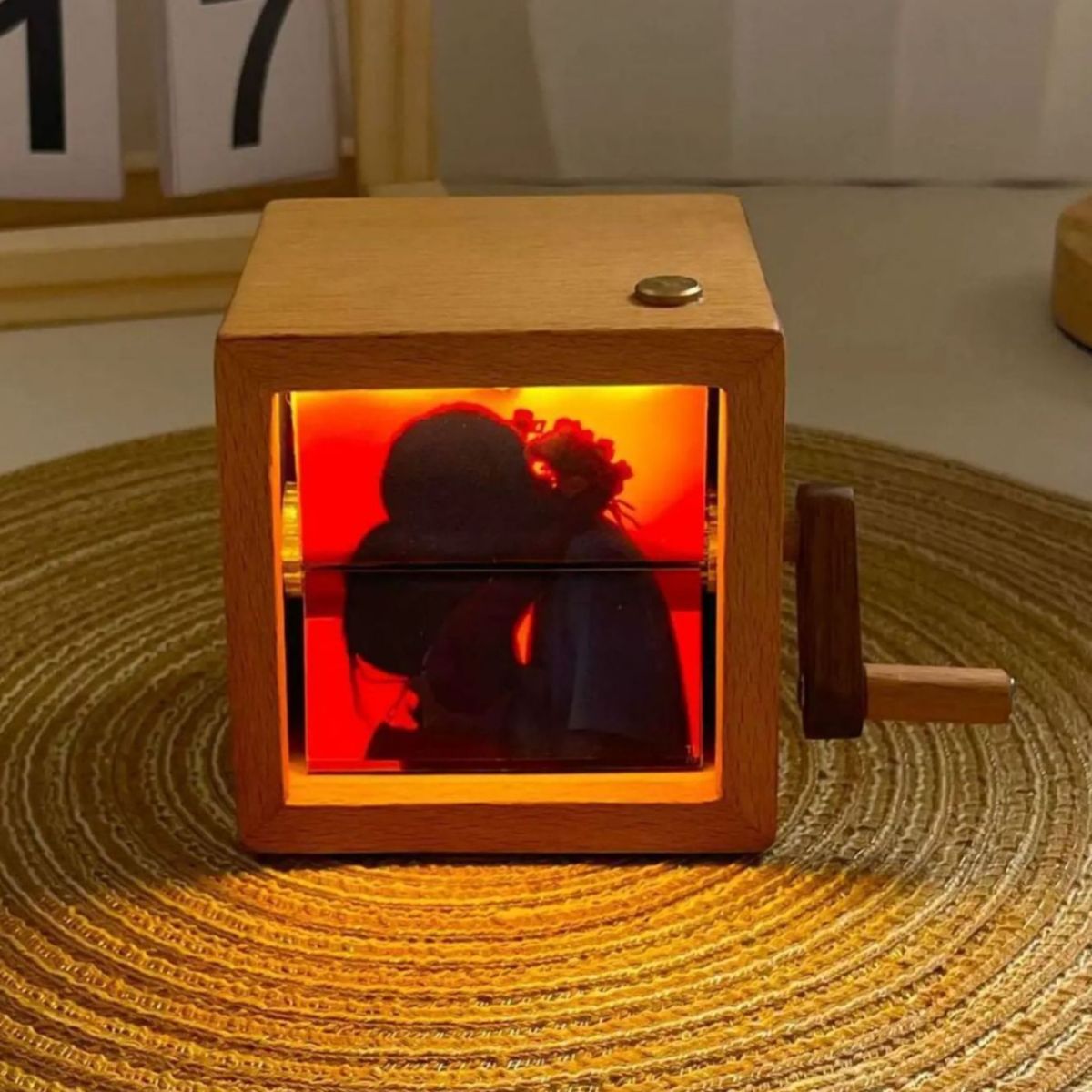 Personalized Photo Flip Book Frame Animation Machine Mechanical Hand-cranked Flip Book Box Album