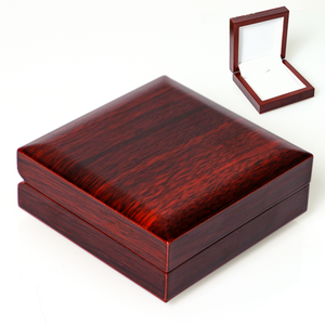 Birth Flower Engraved Name Necklace - Personalized Daisy Necklace Mother's Day