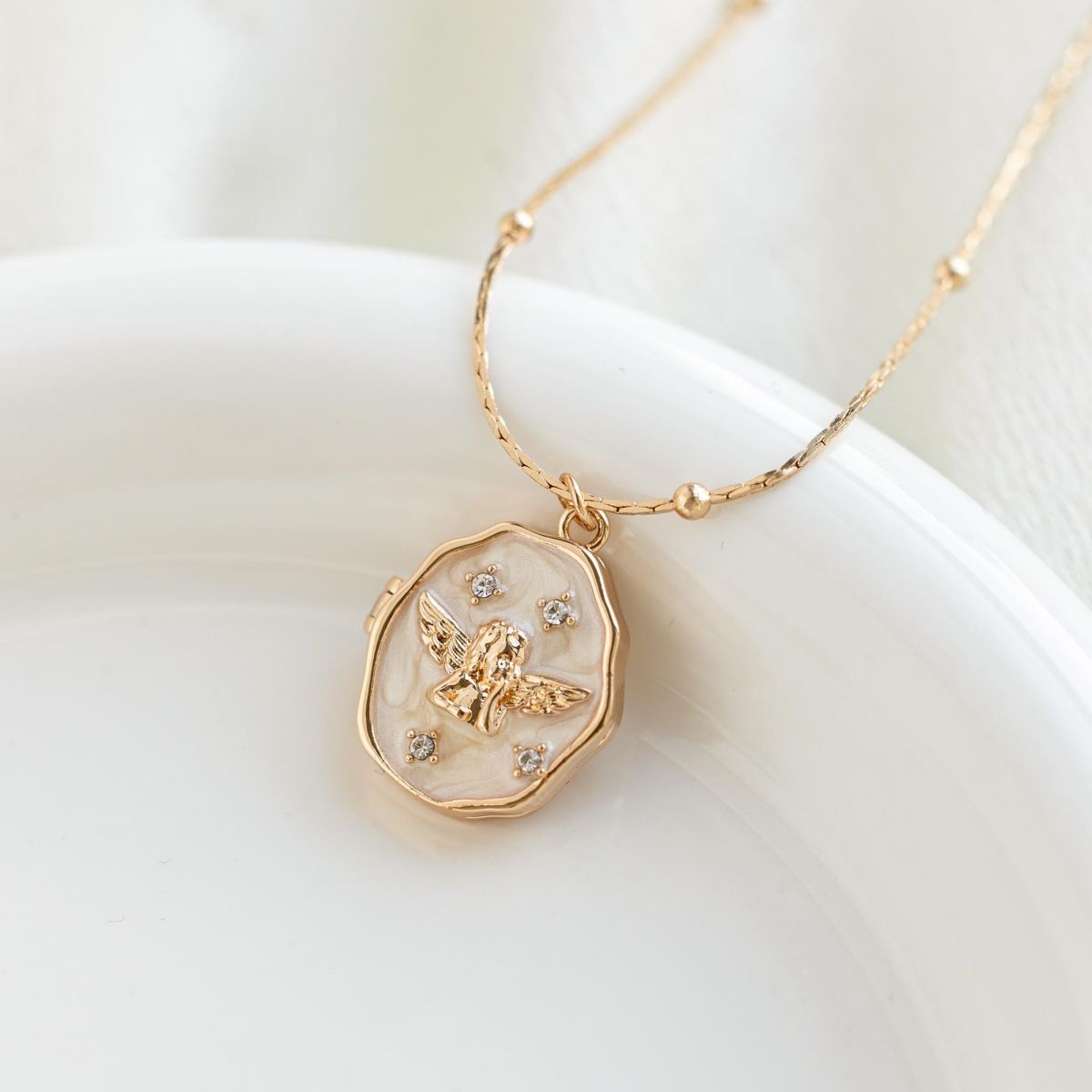 Personalized Photo Locket Necklace with Angel